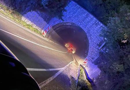 https://storage.bljesak.info/article/359722/450x310/tunel lendava-napad-jablanica.jpg